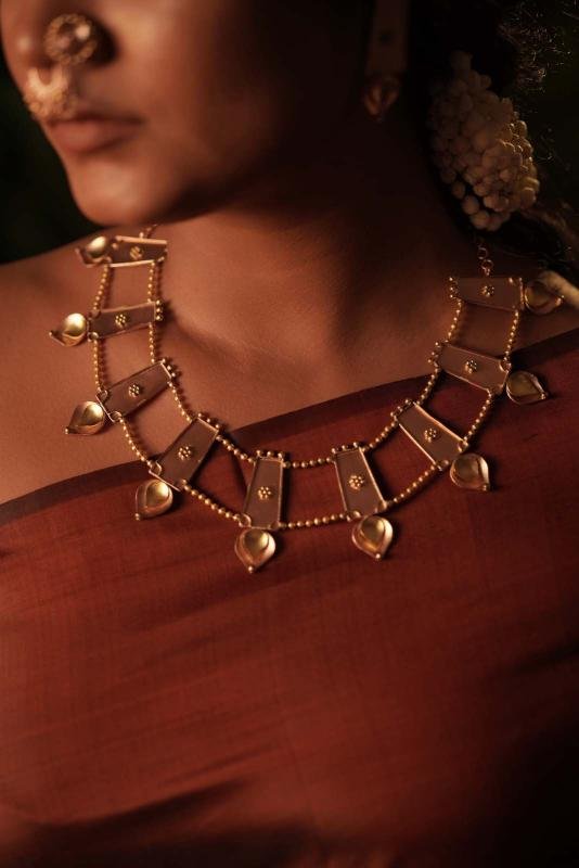 DEEPVANDANA NECKPIECE SET