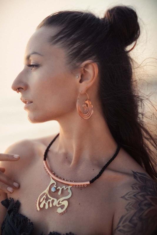 BIOLUMINESCENCE NECKLACE