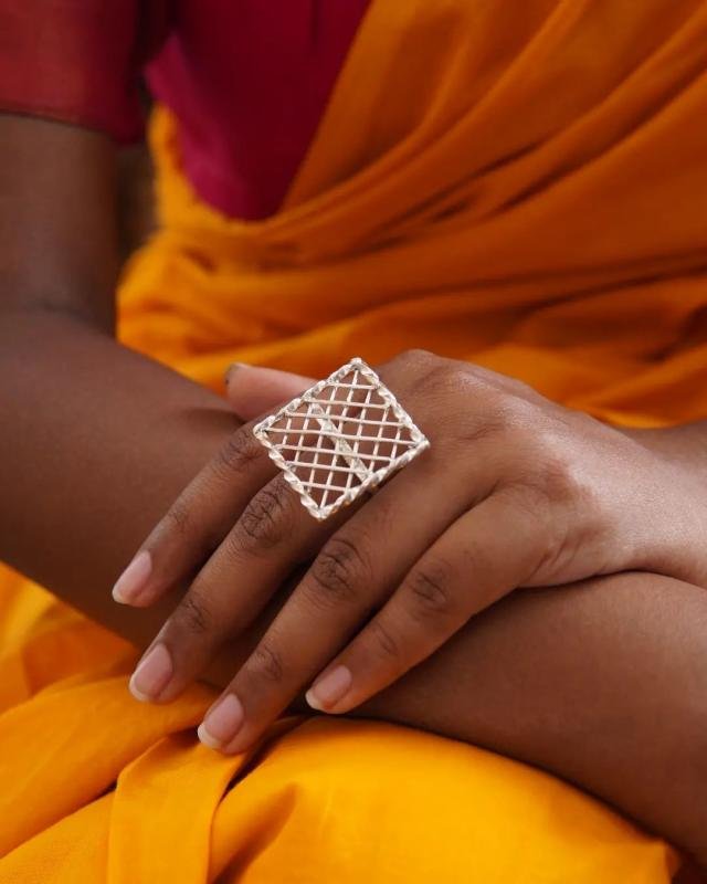 JAALI RING